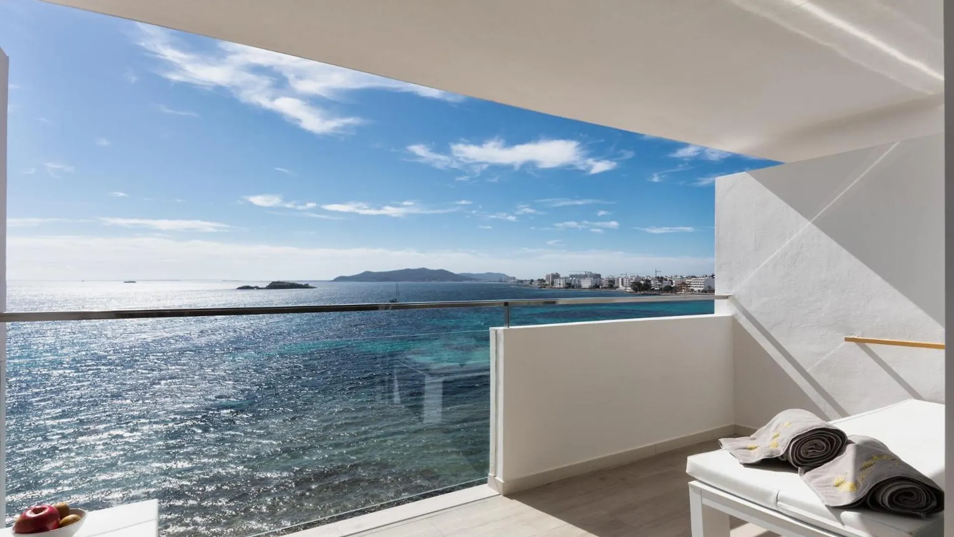 Sud Ibiza Suites Apartmanhotel