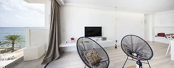 Aparthotel Sud Ibiza Suites