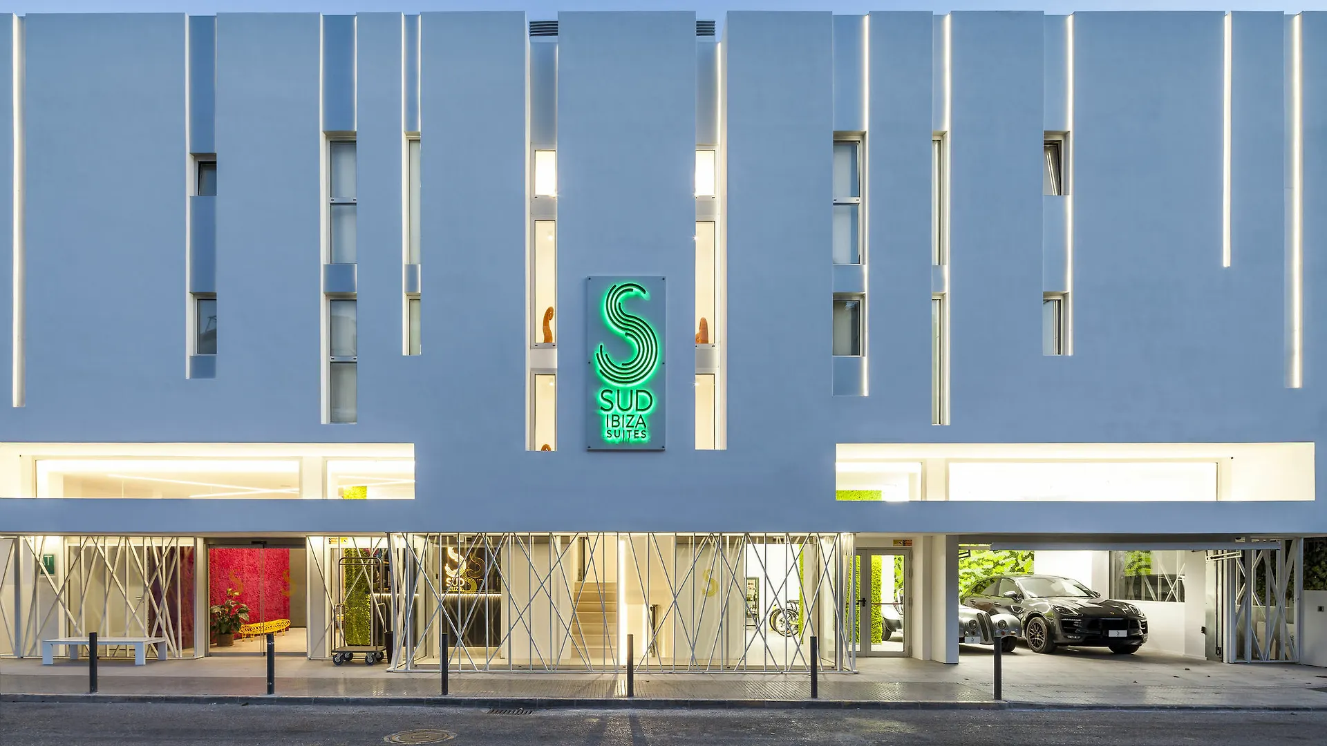 Sud Ibiza Suites Aparthotel