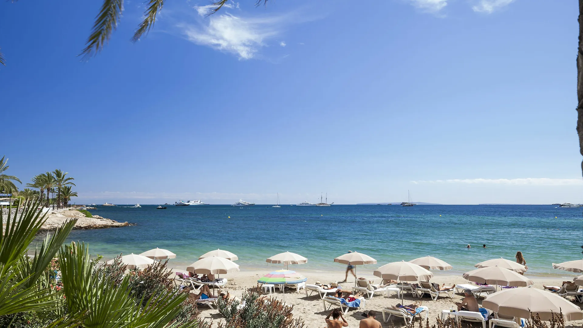 Aparthotel Sud Ibiza Suites