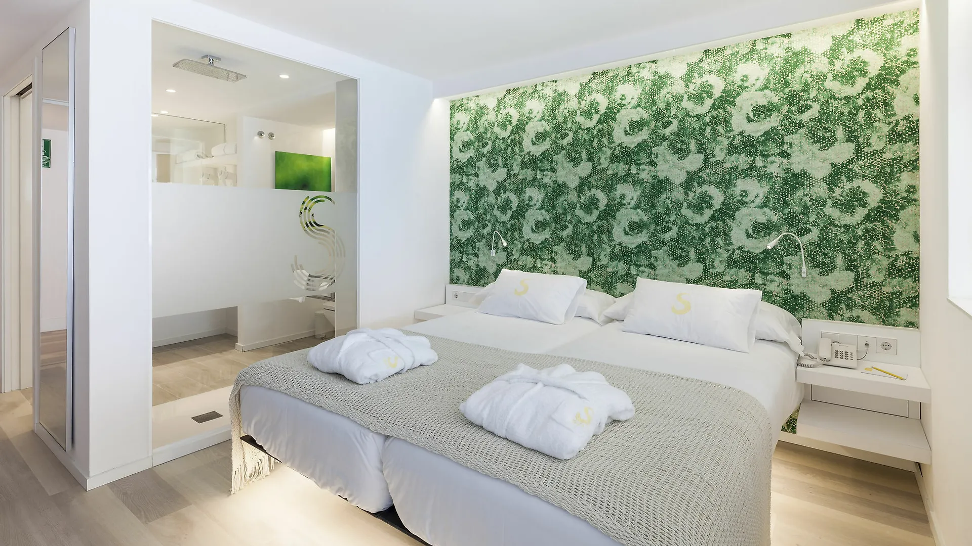 Sud Ibiza Suites 4*,  Španělsko