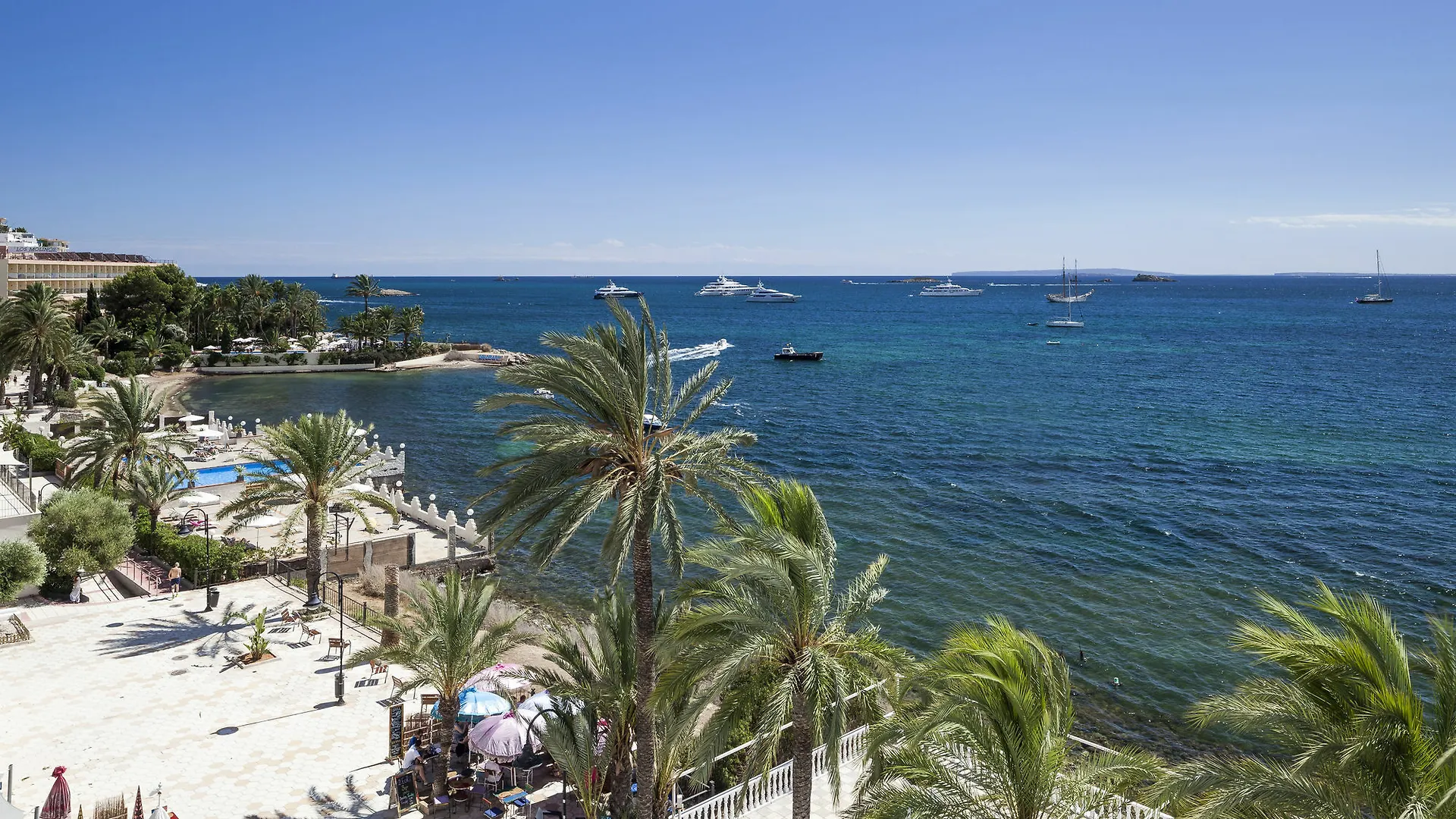 **** Aparthotel Sud Ibiza Suites Španělsko